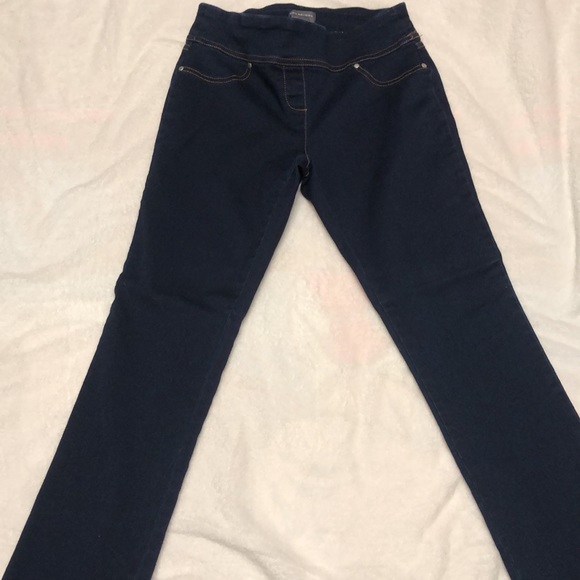 Van Heusen Xsmall bundle! - Picture 3 of 7